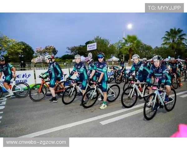 环广西赛举办少儿骑行体验日,冠军车手指导残疾儿童 环广西赛举办少儿骑行体验日,冠军车手指导残疾儿童
